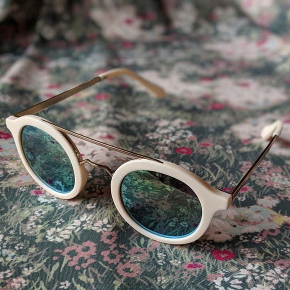 Fun Eclectic Mirrored Sunglasses by A.J. Morgan - Picture 2 of 7